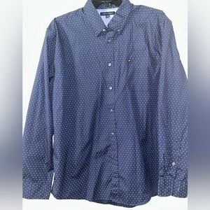 NEW without TAGS!!! Men’s XL TOMMY HILFIGER Button-down.